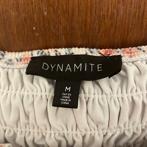 NWOT Dynamite Smocked Floral Crop Top - Picture 6 of 7